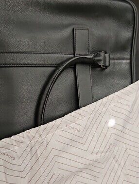 NWT Champs Slim Leather Briefcase